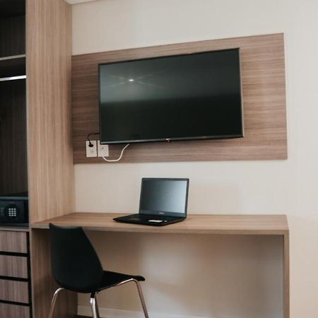 Hotel Golden Inn Lafaiete Конселейро Лафайете Екстериор снимка