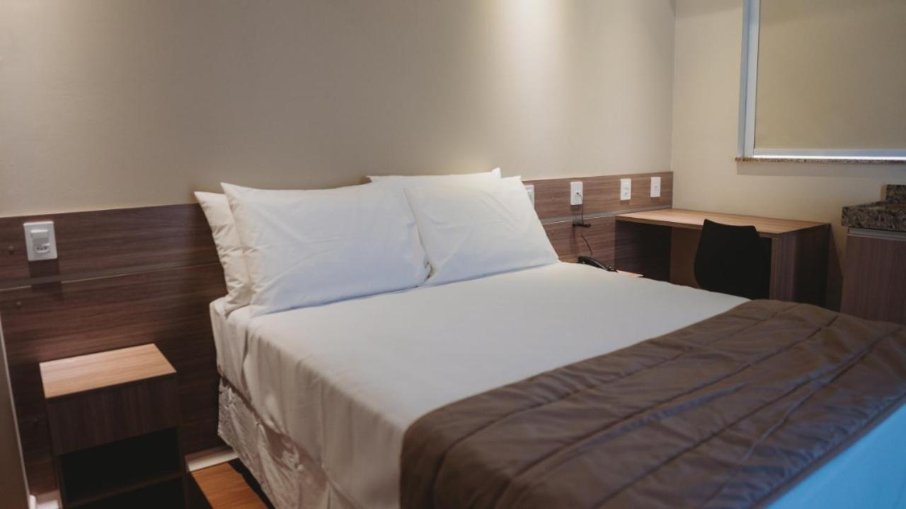 Hotel Golden Inn Lafaiete Конселейро Лафайете Екстериор снимка