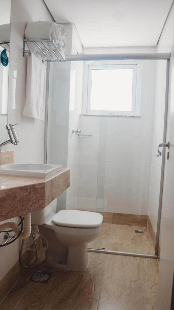 Hotel Golden Inn Lafaiete Конселейро Лафайете Екстериор снимка