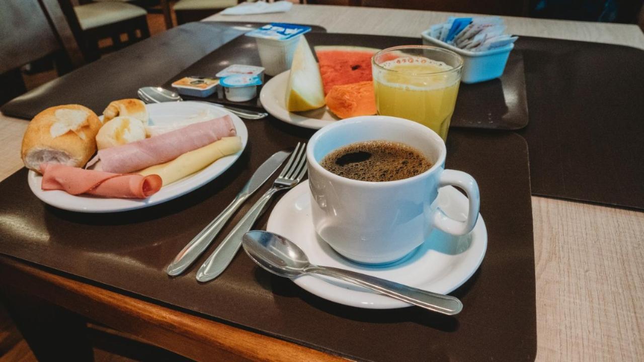 Hotel Golden Inn Lafaiete Конселейро Лафайете Екстериор снимка