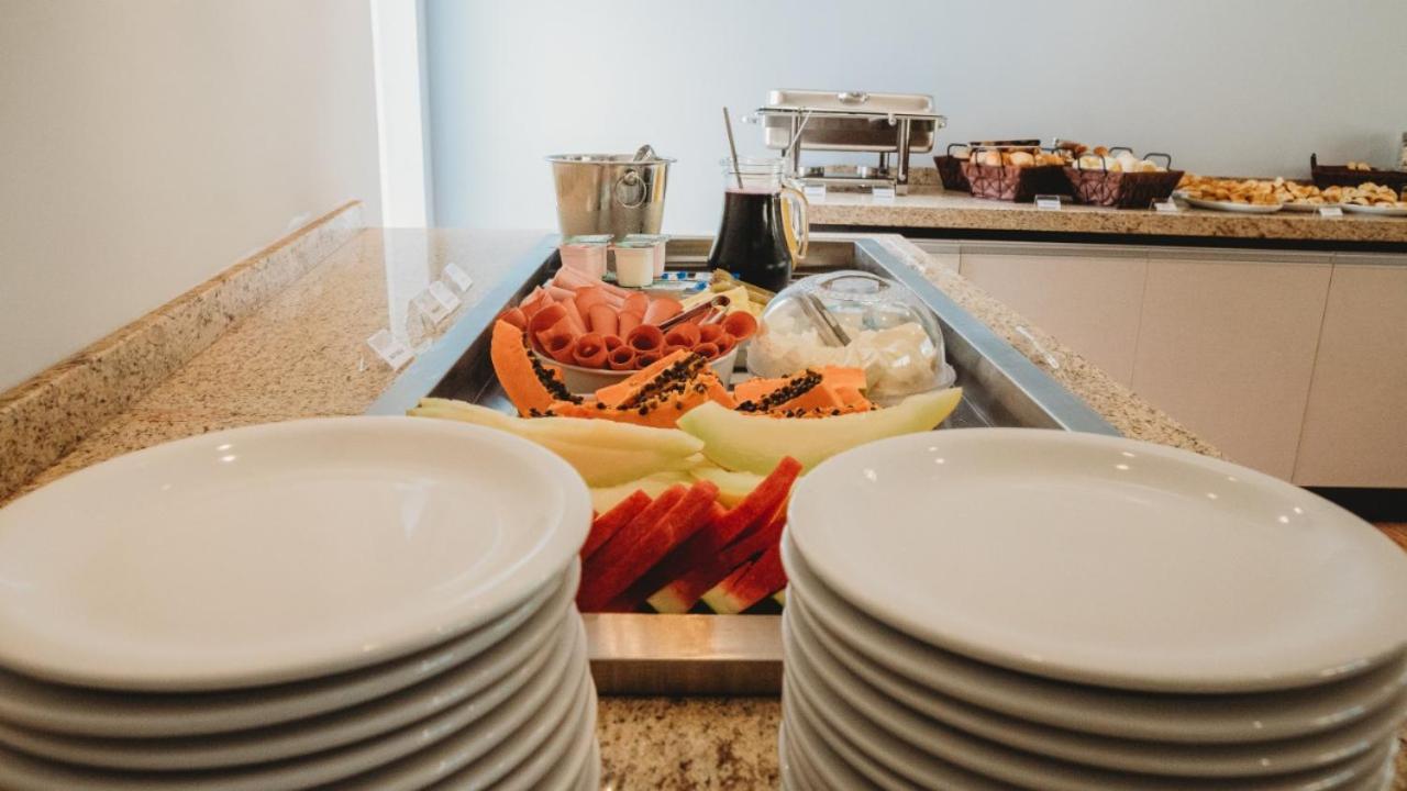 Hotel Golden Inn Lafaiete Конселейро Лафайете Екстериор снимка